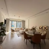 The Line - Luxury apartment near Vendome Mall, hotel di Lusail