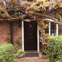 Wisteria Cottage, Hotel in Gravesend