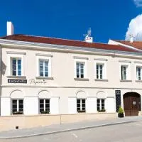 Hotel Desatero, hotell i Mikulov