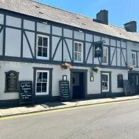 The Ship Inn, hotel in Solva