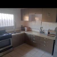 Paradise home，位于Madina Sey Kunda班珠尔国际机场 - BJL附近的酒店