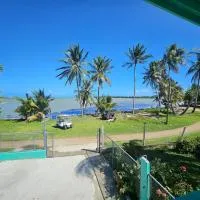 Ceiba में, होटल Mami Ana Beach House, The Oceanfront Rest Hideaway !