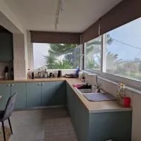 Sea View Luxury Studios, hotel i Vrachonisída Palaiókastro