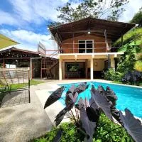 Casa Nutabe - Casa de Campo en Girardota cerca a Medellín, hotel u gradu Girardota
