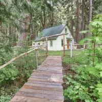 Orchard House! Recharge at Peaceful Nature Escape, hotel in Azalea
