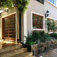 Dunvegan Execu Lodge, hotel em Edenvale