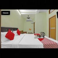 Hotel khushboo Regency, hotel poblíž Kushinagar International Airport - KBK, Deoria