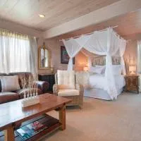 Two Bare Feet, hotel i Waihi Beach