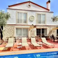 Rebetiko Hotel, hotel v destinaci Alaçatı