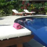 Rumah Senang Guest House, khách sạn ở Kalibaru
