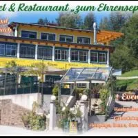 Gasthof Klug zum Ehrensepp, hotel v destinácii Modriach