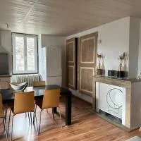 Bel appartement avec wifi à Noyarey, khách sạn ở Noyarey