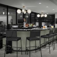 TownePlace Suites by Marriott Paris, hotel poblíž Cox Field - PRX, Paris