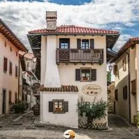 House Marica, hotel in Šmartno