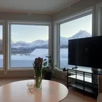 Mountain View apartment, hotel v destinaci Isfjorden