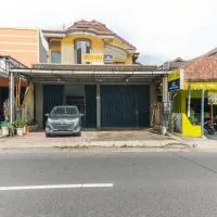 Hotel O Safira Family Residence Syariah, hotelli kohteessa Lawang