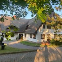 Landhaus Susewind, hotel v destinaci Ahrenshoop