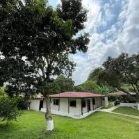 Finca Maribet, מלון בCisneros