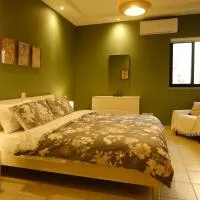 Spacious 3BR Apartment in Vibrant St Julians โรงแรมในTal-Għoqod