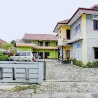 Hotel O Wisma Al-fahmi Syariah, hotel sa Maniskaler