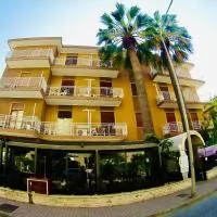 Hotel Jole, hotelli kohteessa Marina dʼAndora