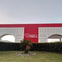 Hospedaje El Suspiro, hotel u gradu 'El Faisán'