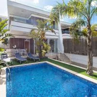 Villa Azur Costa Blanca Las Filipinas Alicante, hotell i Orihuela Costa