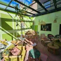 La Villa du Clos Normand Les Petites Dalles - Maison d'hôtes، فندق في Saint-Martin-aux-Buneaux
