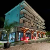 Lux Home & Garden, hotel v destinácii Lago