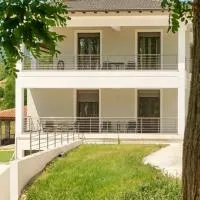 Δωμάτια Κωσταφάκας Κοκκινοπηλός Ολύμπου, viešbutis mieste Elassona