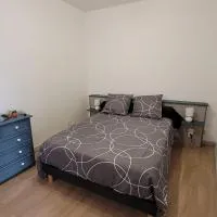 Appartement F1, отель в городе Bas-en-Basset