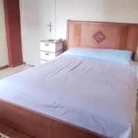 Blue Horizon Homestay -FOR MEN ONLY-, Hotel in Dumyat al Jadidah