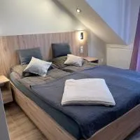 Pokoje i apartamenty nad Letniskową โรงแรมในเมอร์เชเชโน