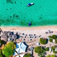 Glamping EcoLodge Cueva De Las Aguilas, ξενοδοχείο σε Pedernales