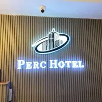 Perc Hotel, hotel a Pinamungahan