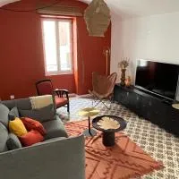 Gîtes ESCAPADE, hotelli kohteessa Barjac