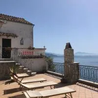 Aloe House, хотел в Четара