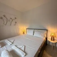 Meltemi Beach Apartment, hotel em Mókhlos
