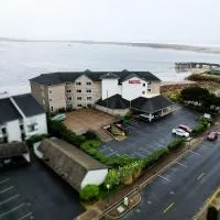 Siletz Bay Beachfront Hotel by OYO Lincoln City, hotel in Lincoln City