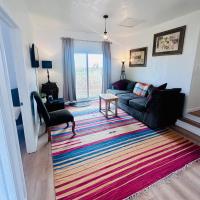Cheerful Farmhouse Apartment!, hotel poblíž Letiště Durango-La Plata County - DRO, Durango