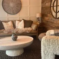 The Rabbits Burrow Hideaway, hotel i Cambridge