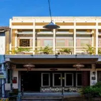 Ban Talat Takua Pa에 위치한 호텔 OYO 75469 Baan Kong Hostel