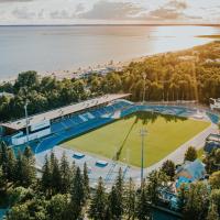 P&auml;rnu Rannastaadioni Hostel, kh&aacute;ch sạn ở P&auml;rnu