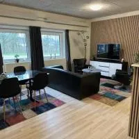 Struer udlejning - lejlighed 2 Bredgade 62 A, хотел в Struer