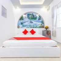 Super OYO 598 Peony Hotel, хотел в Кам Ран