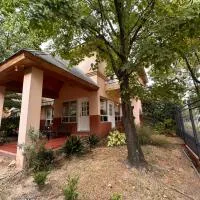 Hosteria Costa Norte, hotel u gradu Kolon