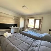 De los Tres, hotel El Chaltenben