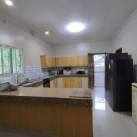 Hideaway Camiguin Homestay, hotel poblíž Letiště Camiguin - CGM, Mambajao