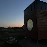 Tiny Haus, hotel Rastederberg városában