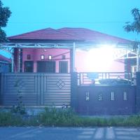 Hotel O Wisma Ribas Syariah, &xi;&epsilon;&nu;&omicron;&delta;&omicron;&chi;&epsilon;ί&omicron; &kappa;&omicron;&nu;&tau;ά &sigma;&tau;&omicron; Arung Palakka Airport - APD, Camba